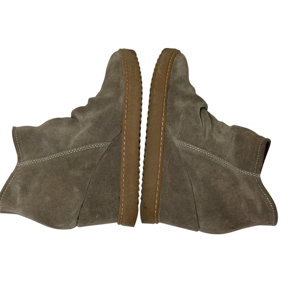 SOFFT Aqua Siri Taupe Suede Waterproof Zip Slouch Wedge Ankle Boots Size 8